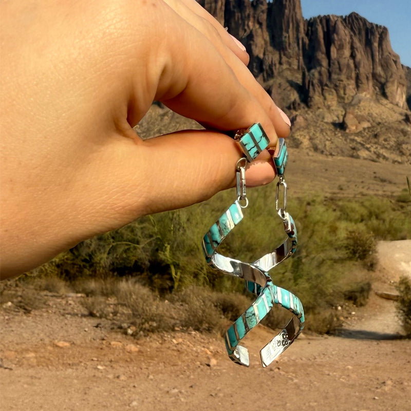 🌵 Desert Twist: Turquoise Spiral Earrings