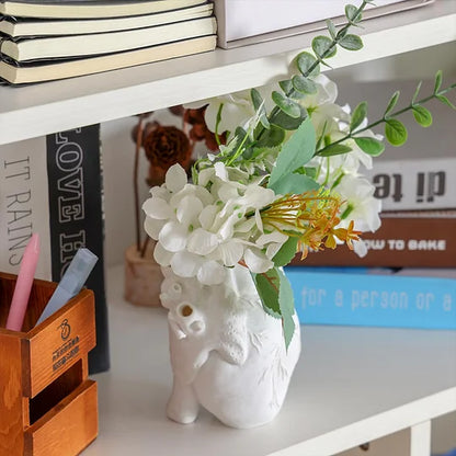 White Heart Irregular Creative Art Vase