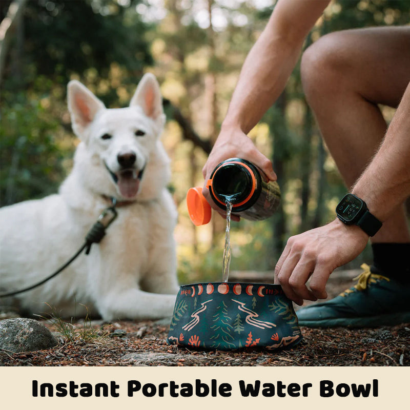🐶 Dog Hydration Bandana | Wearable Water Bowl for Outdoor Adventures